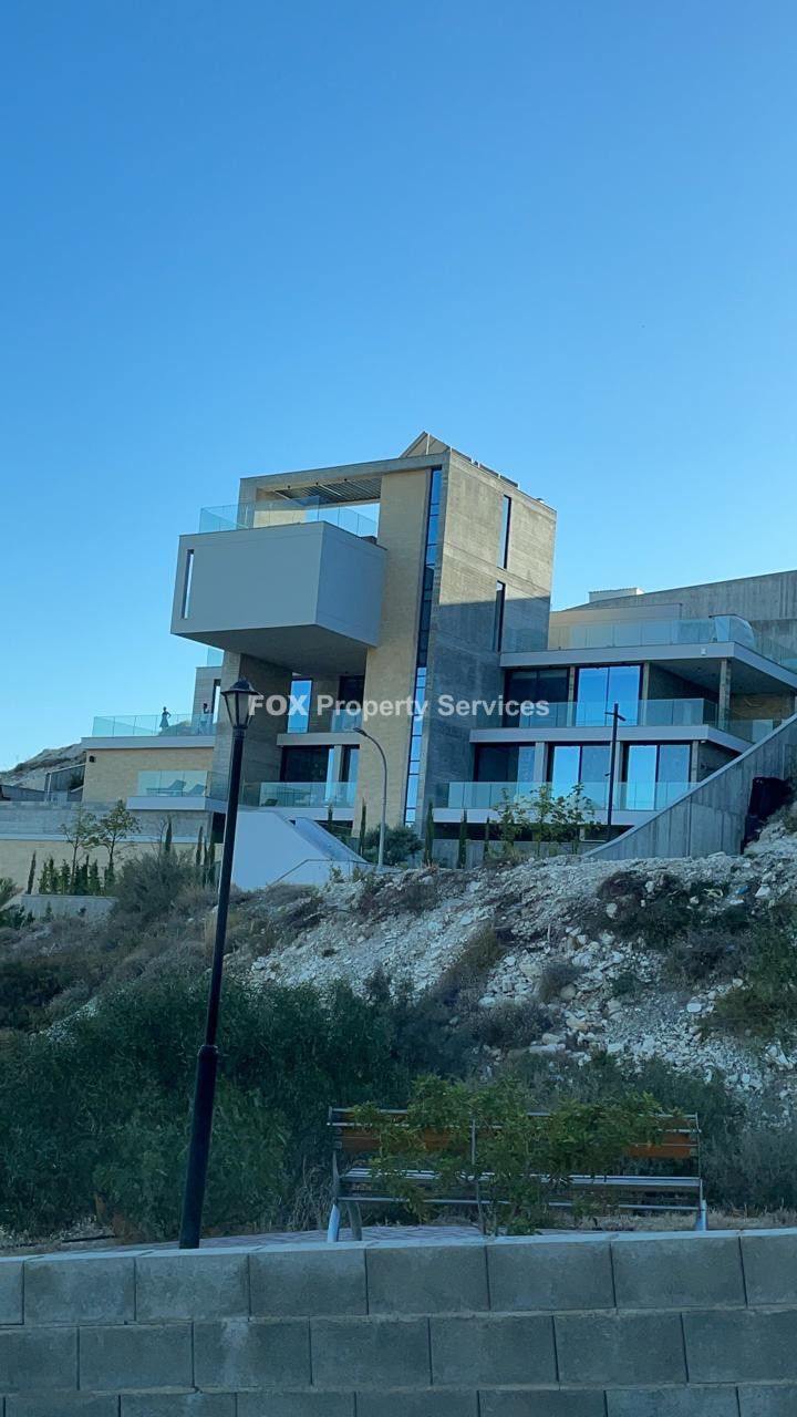 Villa, For Sale, Limassol, Agios Tychonas